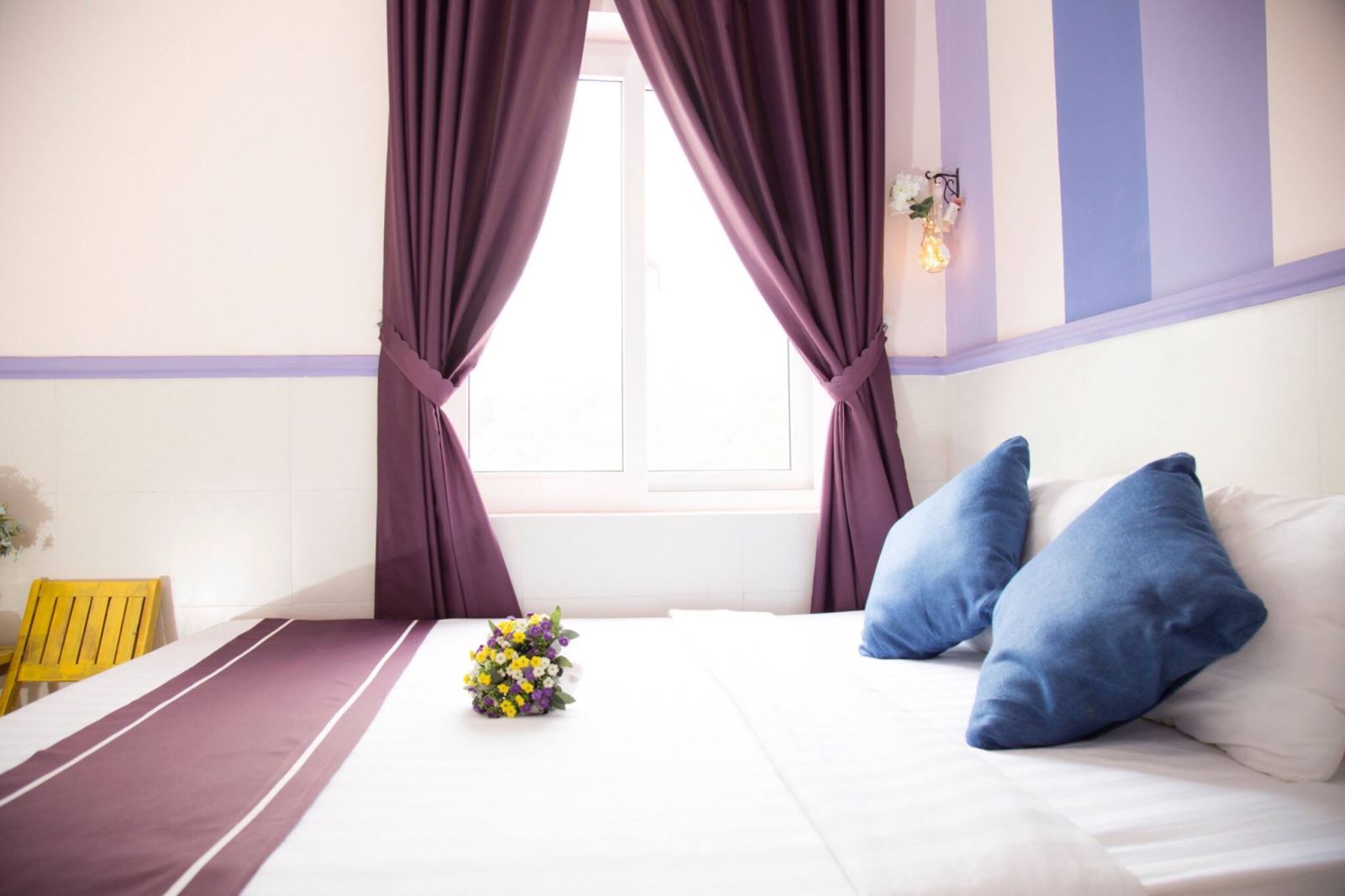 Phòng nghỉ tại khách sạn Q Songchi Côn Đảo